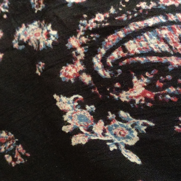 Medium Multicolor And Black Paisley Blouse Top - Picture 17 of 17